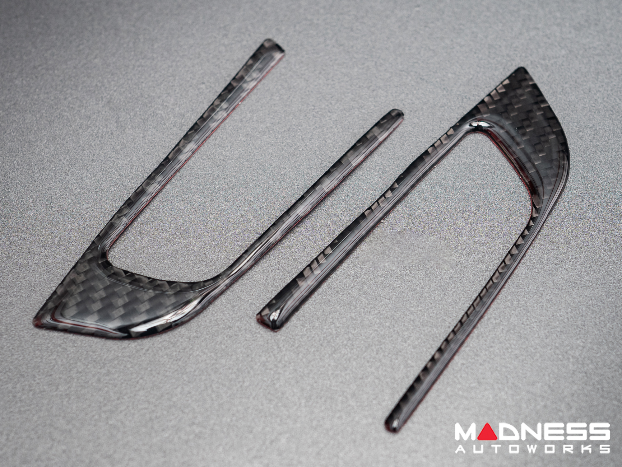 Alfa Romeo Giulia Steering Wheel Trim Kit - Carbon Fiber - Flexible / Self Adhesive 